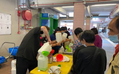 The liquid soap distribution with the Neighbourhood and Worker’s Service Centre (街工)